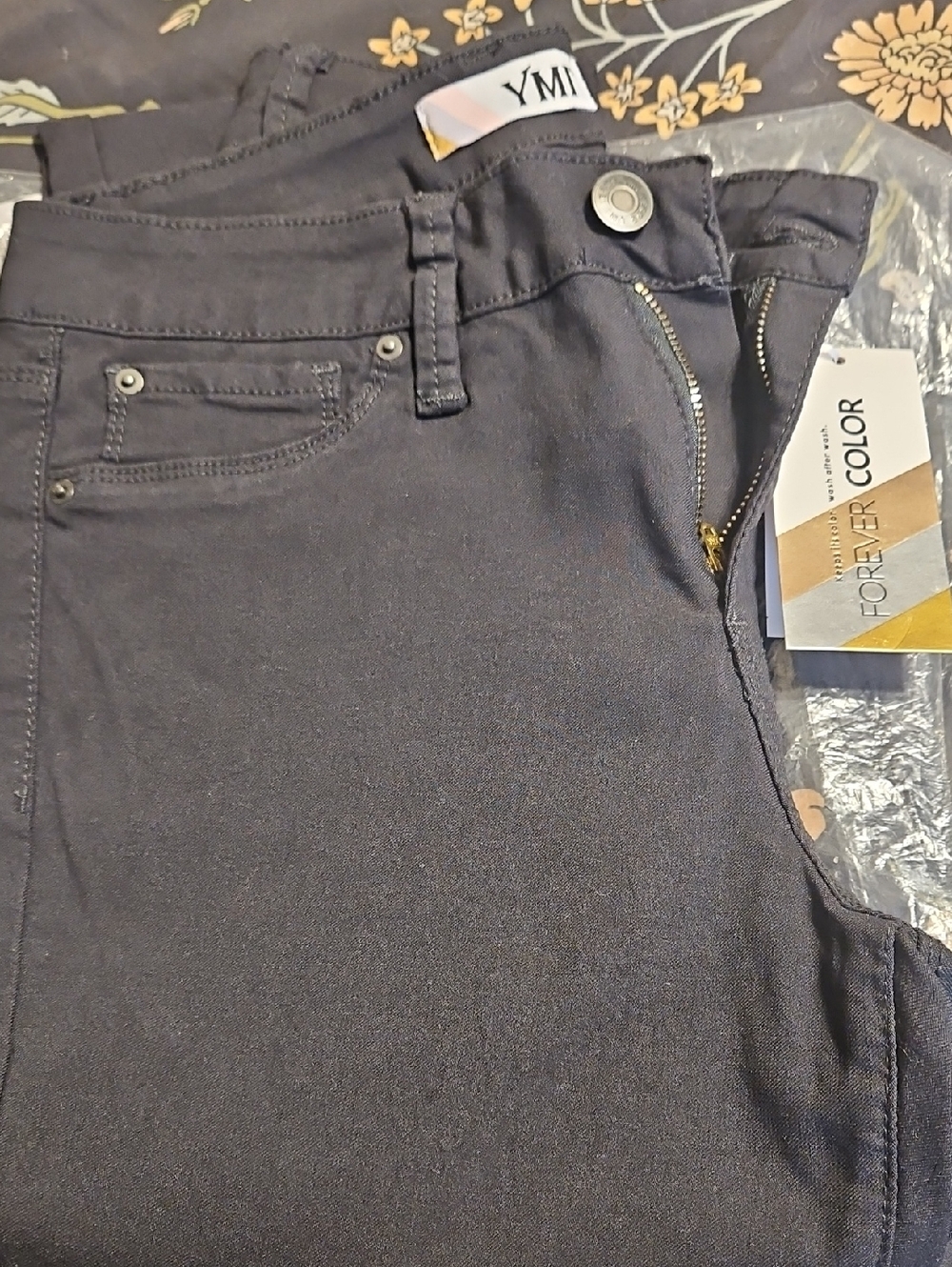 YMI Women's Skinny Jeans in Dark Gray